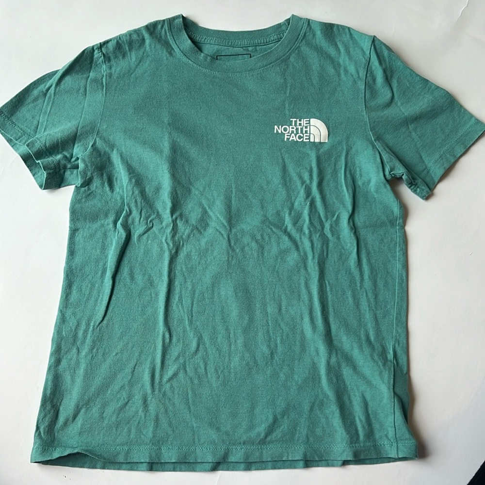 The North Face woman’s tshirt xs
